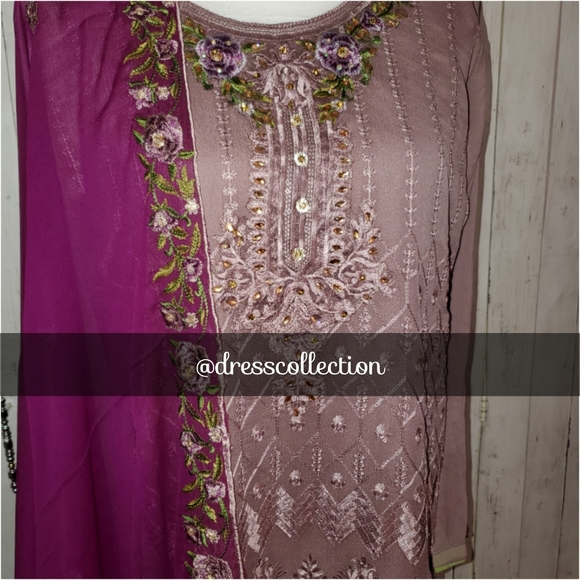 New 3 Piece Embroidered Chiffon Outfit - Picture 3 of 16